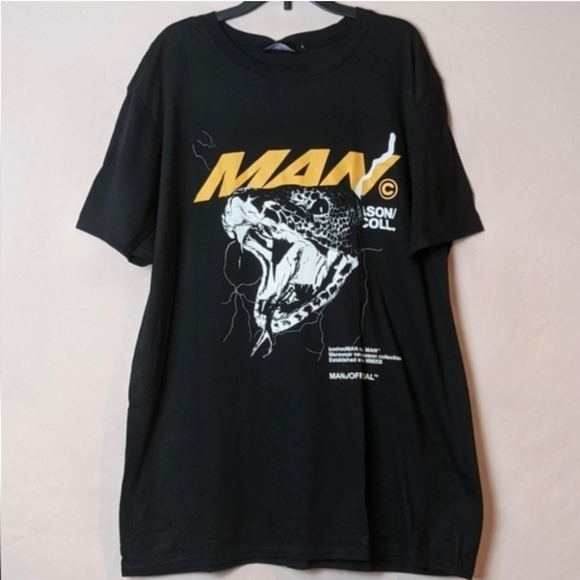 Boohoo Man Oversized Black Snake Print Short Sleeve Crew Neck Tee size Small - Picture 1 of 7